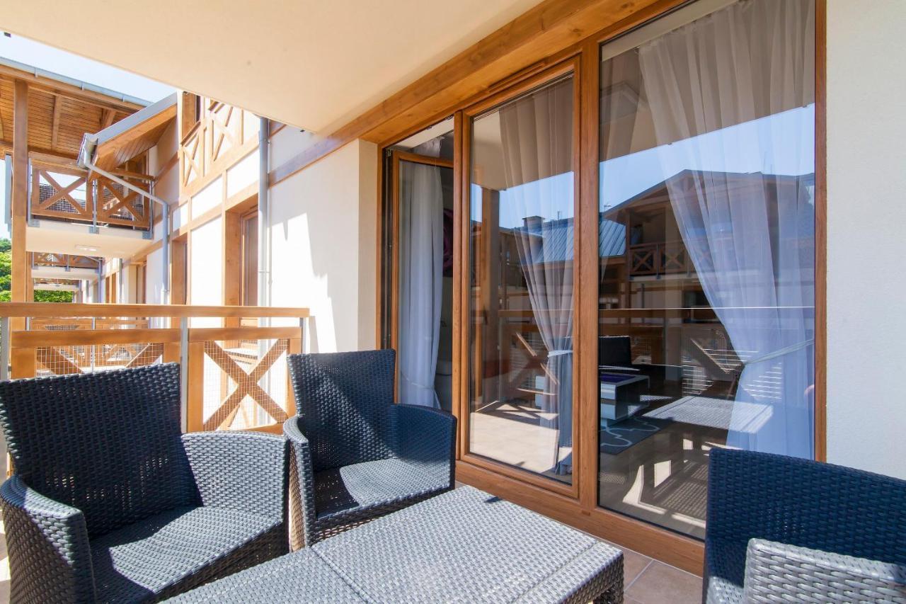 Mi Casa Holidays Rezydencja Park Rodzinna II 미엘노 외부 사진